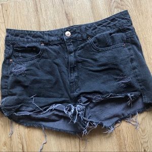 H&M high waisted black shorts